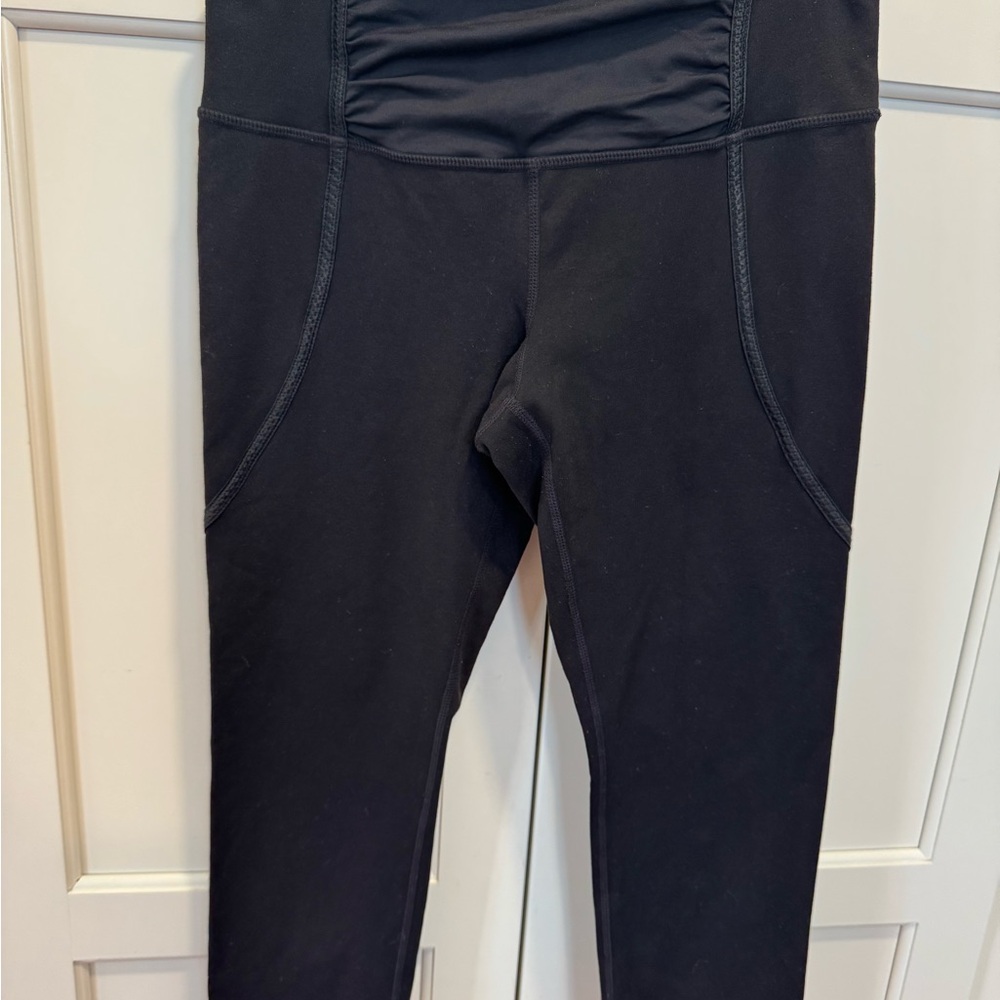 Lululemon black wunder under crop